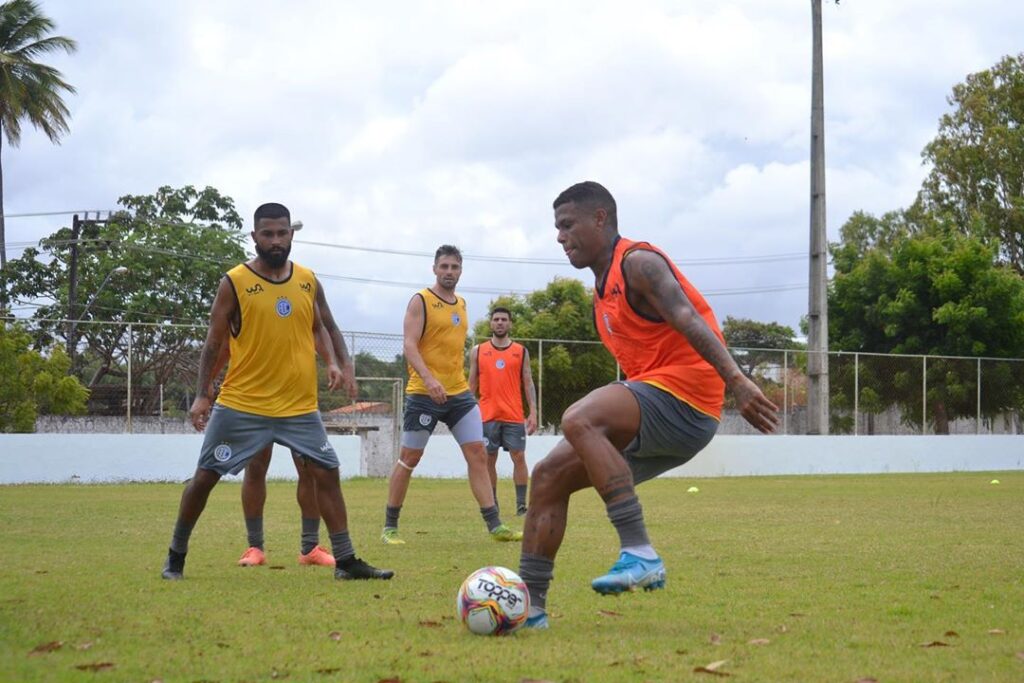 Confiança-e-Freipaulistano-entram-em-campo-pelo-Campeonato-Brasileiro-no-fim-de-semana-confira-jogos
