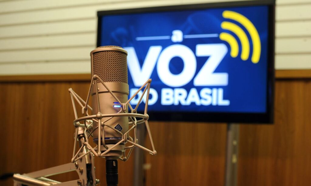 Governo-flexibiliza-horário-de-A-Voz-do-Brasil-em-dias-de-jogos