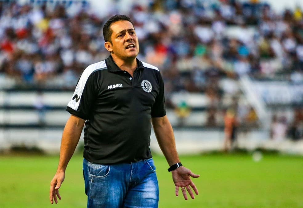 Itabaiana-confirma-Maurílio-Silva-como-novo-técnico-para-2021