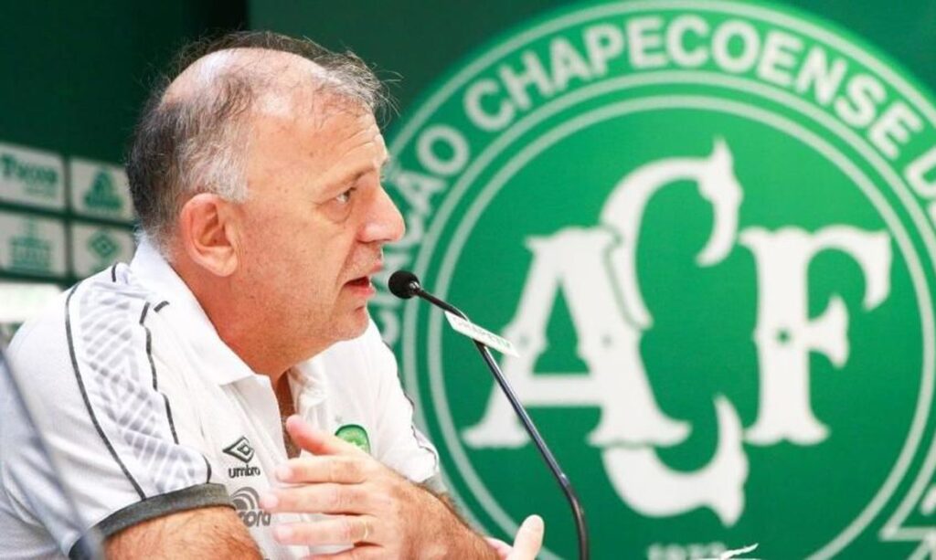 Paulo-Magro-presidente-da-Chapecoense-morre-vítima-da-covid-19