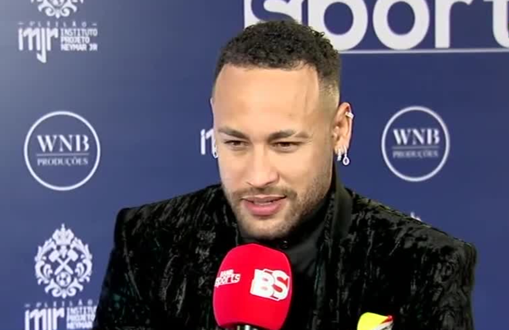 Neymar projeta retorno aos gramados e diz que Vini Jr merece a Bola de Ouro