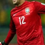 Suposta camisa vermelha da Seleção Brasileira gera críticas nas redes sociais