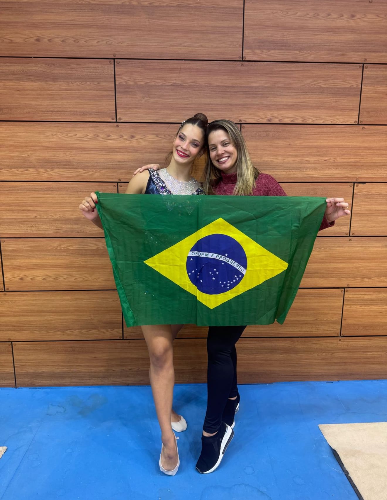Ginastas sergipanas conquistam 9 medalhas no torneio Phoenix Cup 2025, na Bulgária