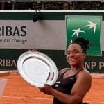Vitória Miranda é campeã juvenil de simples e duplas em Roland Garros 