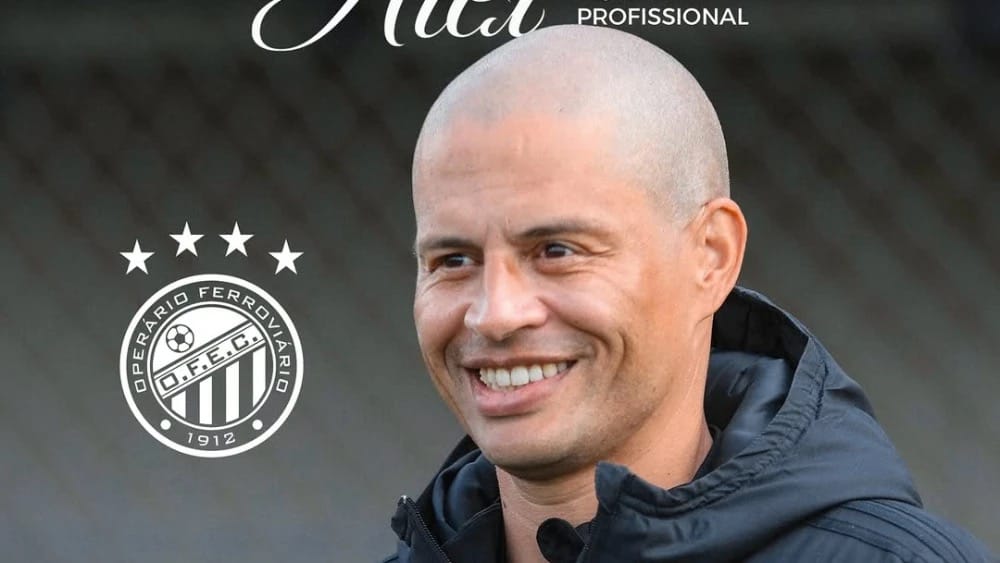 Ídolo do Cruzeiro, Alex assume o comando do Operário-PR na Série B