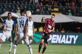 Copa Nordeste: Dragão derruba Vitória no Barradão