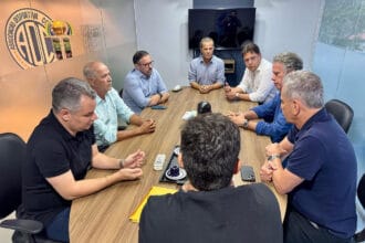Confiança recebe proposta para aquisição de sua SAF por consórcio formado por grandes empresários sergipanos, juntamente com o ex-presidente do Flamengo, Rodolfo Landim