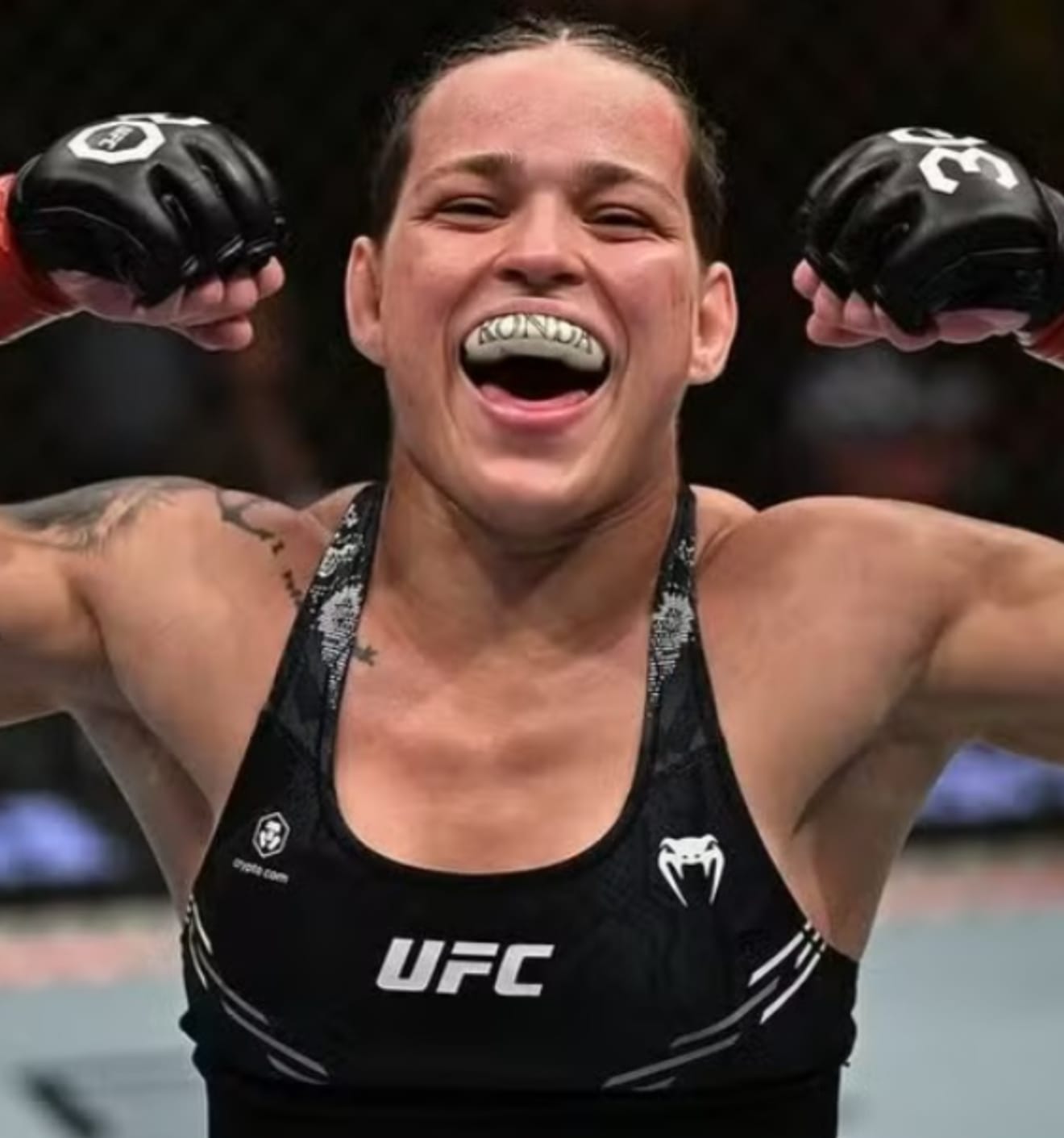 Sergipana Eduarda ‘Ronda’ Moura brilha no UFC Nashville e aposenta lenda americana