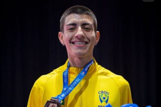 Matheus Gilliard conquista bronze no FISU World Games e brilha no taekwondo internacional