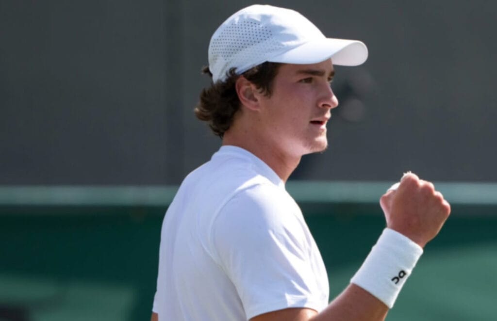 João Fonseca entra no top 50 do ranking mundial da ATP pela primeira vez