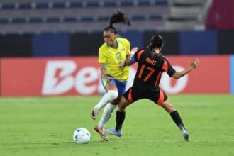 Brasil e Colômbia empatam em jogo tenso e polêmico pela Copa América Feminina