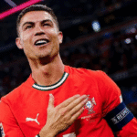 Ex-jogador revela que Cristiano Ronaldo deu celulares para todos os funcionários no Real