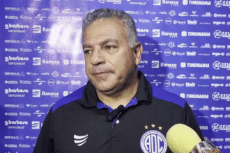 Confiança perde em Campinas e complica chances de classificação na Série C