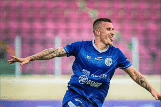 Confiança anuncia saída do volante Fábio para clube do exterior