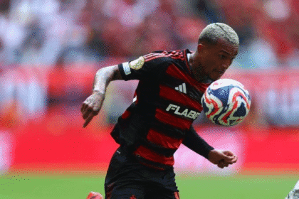 Everton sonda Wesley, e Flamengo estipula valor para negociar jogador