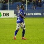Jogador profissional mais velho do Brasil pode ser campeão aos 53 anos
