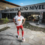 RB Bragantino Contrata Lateral-Esquerdo Vanderlan do Palmeiras