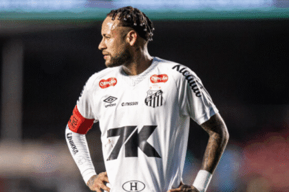 Casagrande e Luxemburgo criticam possível retorno de Neymar à seleção
