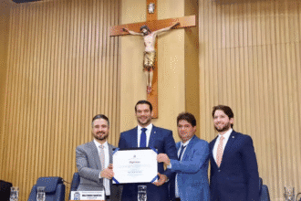 Presidente da CBF Recebe Título de Cidadão Aracajuano