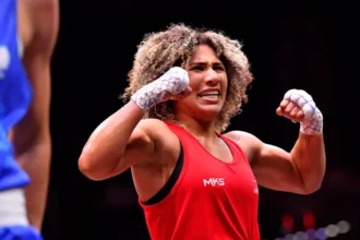 Rebeca Lima é campeã mundial de boxe em Liverpool