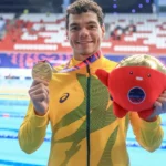 Gabriel Bandeira bate recorde no Mundial de natação de Singapura