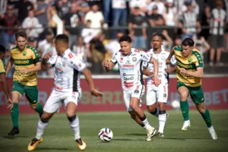 Mateusinho cumpre suspensão e desfalca Cuiabá diante da Chapecoense na Série B