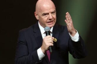 FIFA ampliará programa e repassará US$ 355 milhões a clubes que cederem jogadores para Eliminatórias e Copa de 2026