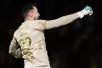 Walter lidera média de defesas e vira peça-chave do Mirassol no Brasileirão 2025