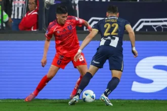 Alianza Lima e Universidad de Chile empatam sem gols na abertura das quartas da Sul-Americana