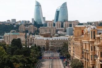 Norris lidera primeiro treino no Azerbaijão marcado por interrupção de 20 minutos