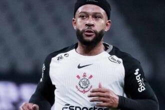 Memphis Depay fica fora de Corinthians x Sport e só deve voltar contra o Flamengo