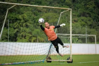 Guarani recebe Brusque no Brinco de Ouro em jogo decisivo pela Série C