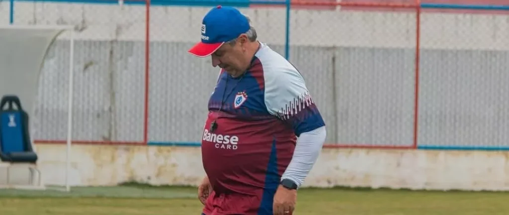 Gilson Kleina encerra passagem pelo Itabaiana após garantir permanência na Série C