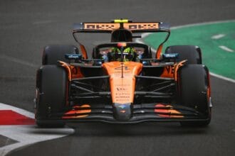 Norris lidera último treino livre no Azerbaijão; Bortoleto fica em 18º