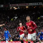 Casemiro marca, é expulso e Manchester United derrota Chelsea em Old Trafford