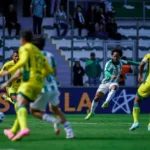 Rodada de domingo no Brasileirão 2025 reúne seis jogos e três clássicos regionais