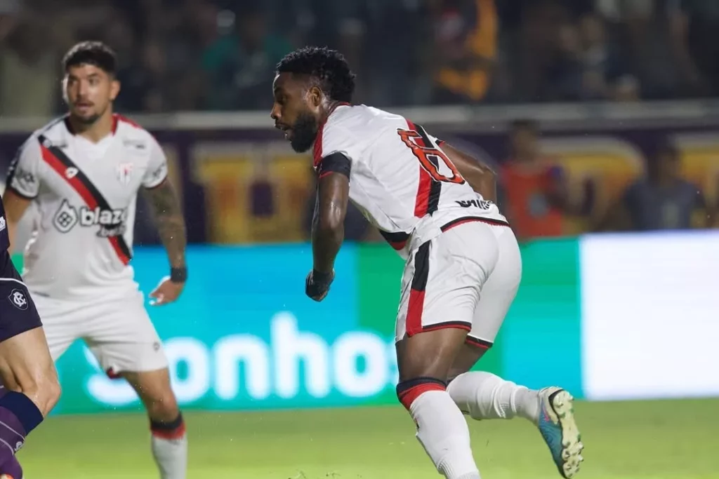 Atlético-GO bate Remo no Baenão e se aproxima do G-4 da Série B