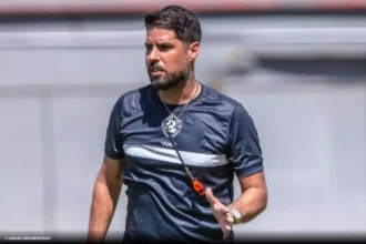 Remo oficializa saída de António Oliveira um dia após derrota para o Atlético-GO
