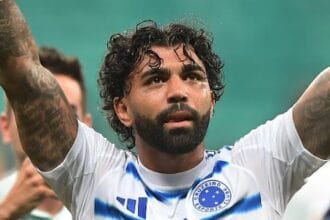 Cruzeiro enfrenta RB Bragantino nesta quinta às 20h30; confira opções de transmissão