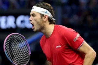 Fritz supera Zverev e garante tricampeonato do Time Mundo na Laver Cup