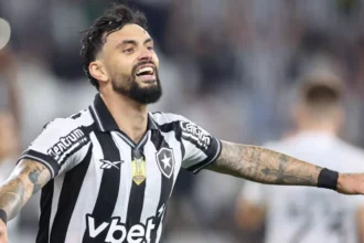 Botafogo pode escalar Mastriani contra o Grêmio na Arena