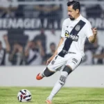 Saimon assume titularidade da Ponte Preta e apaga saudade deixada por Emerson