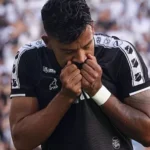 ABC negocia permanência de Wallyson até 2026 para busca do centésimo gol