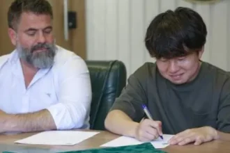 Dribles de Takahashi no fim dos jogos preocupam comissão técnica do Guarani