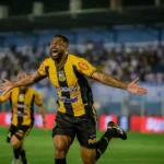 Seleção FI da 28ª rodada da Série B é dominada por clubes do Sul, com destaque para o Athletico-PR