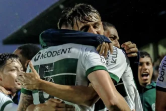 Série B: Coritiba mira aproximação dos líderes; América-MG e Amazonas tentam se afastar da zona de rebaixamento