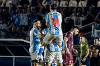 Floresta e Londrina vencem fora, assumem ponta do Grupo B e encaminham acesso na Série C