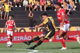 Enderson Moreira aponta motivos para empate do Novorizontino contra o Vila Nova na Série B