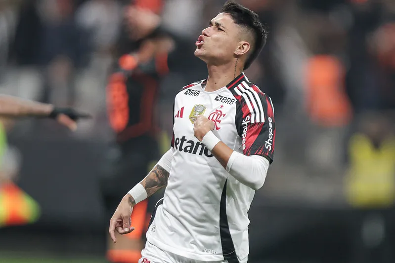 Maracanã recebe Flamengo x Cruzeiro em confronto direto pelo topo do Brasileirão