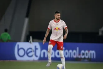 Bragantino chega ao quarto jogo sem vencer após empate com o Santos